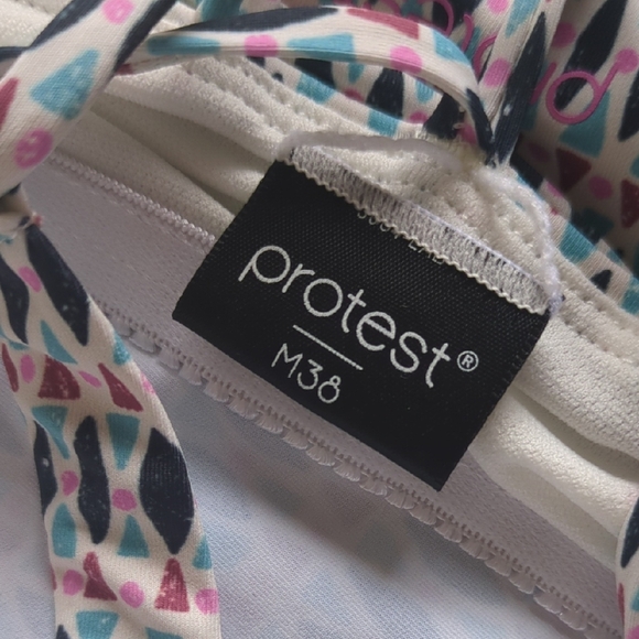 2/$25-Protest Multicolor Tankini Top Size EU 38/M - Picture 8 of 12